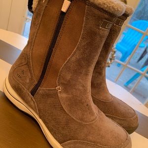 LL Bean boots size 9